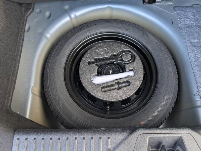 Photo 20 de l’annonce de FORD Fiesta d’occasion à vendre à MARSEILLE