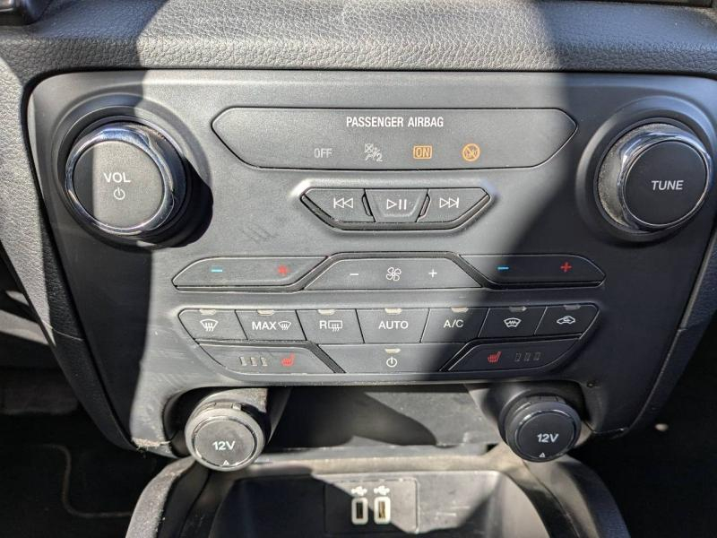 Photo 15 de l’annonce de FORD Ranger VUL d’occasion à vendre à VITROLLES