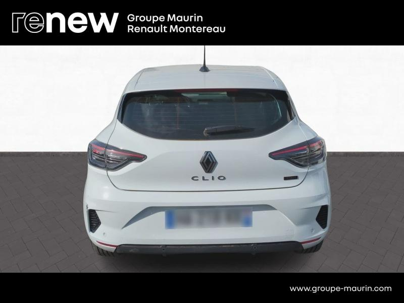 Photo 4 de l’annonce de RENAULT Clio d’occasion à vendre à VARENNES SUR SEINE