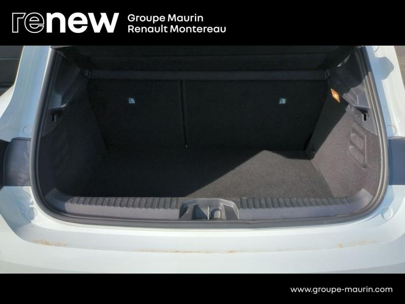 Photo 13 de l’annonce de RENAULT Clio d’occasion à vendre à VARENNES SUR SEINE