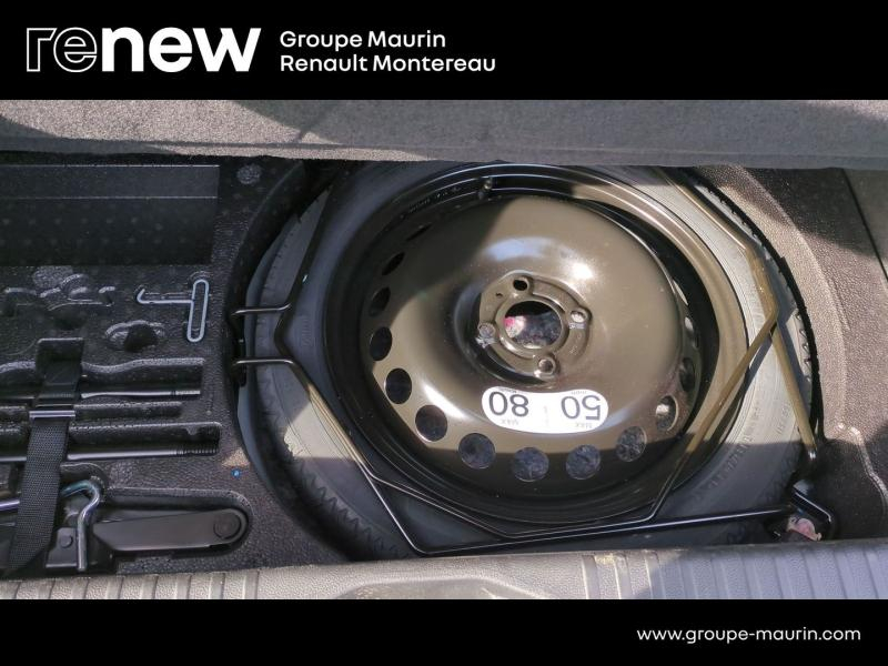 Photo 14 de l’annonce de RENAULT Clio d’occasion à vendre à VARENNES SUR SEINE