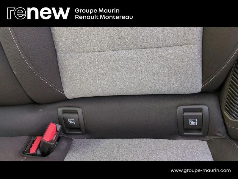 Photo 20 de l’annonce de RENAULT Clio d’occasion à vendre à VARENNES SUR SEINE