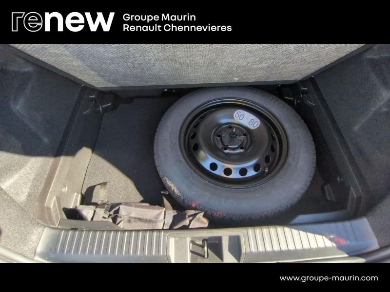 Photo 16 de l’annonce de RENAULT Captur d’occasion à vendre à CHENNEVIÈRES-SUR-MARNE