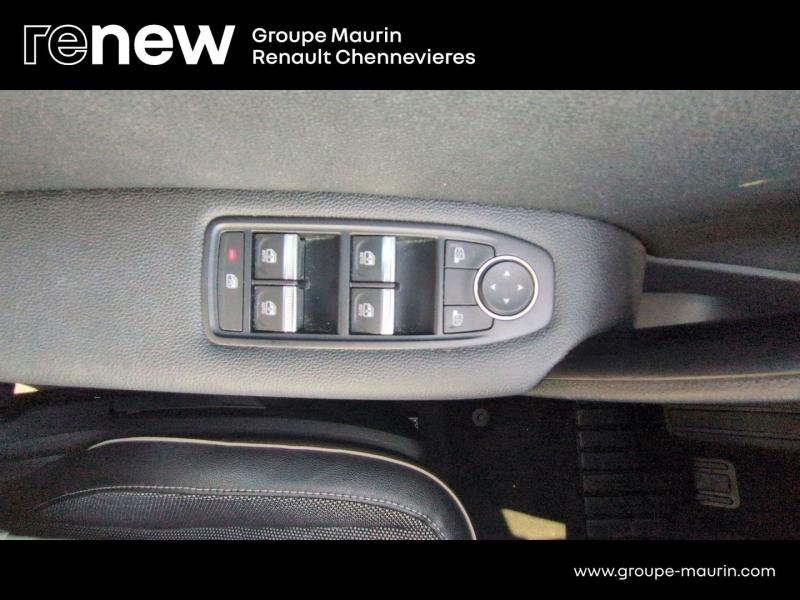 Photo 18 de l’annonce de RENAULT Captur d’occasion à vendre à CHENNEVIÈRES-SUR-MARNE