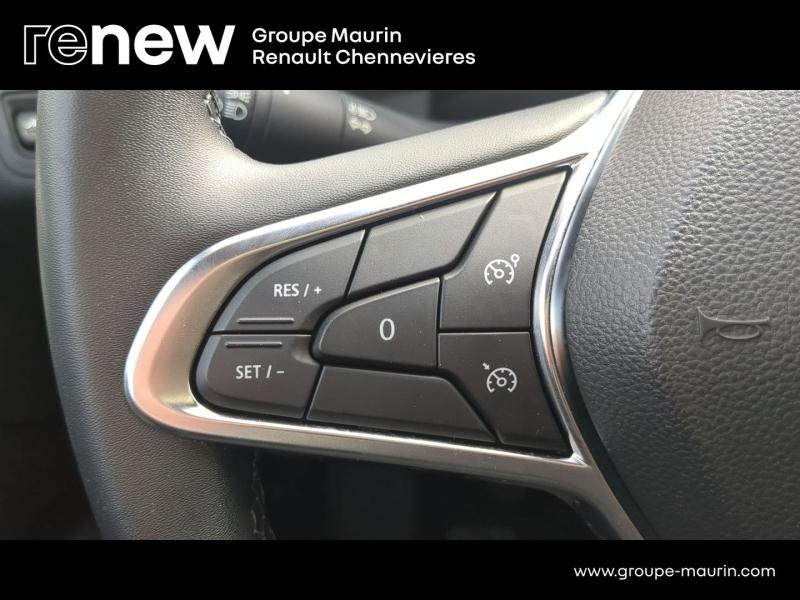 Photo 16 de l’annonce de RENAULT Captur d’occasion à vendre à CHENNEVIÈRES-SUR-MARNE