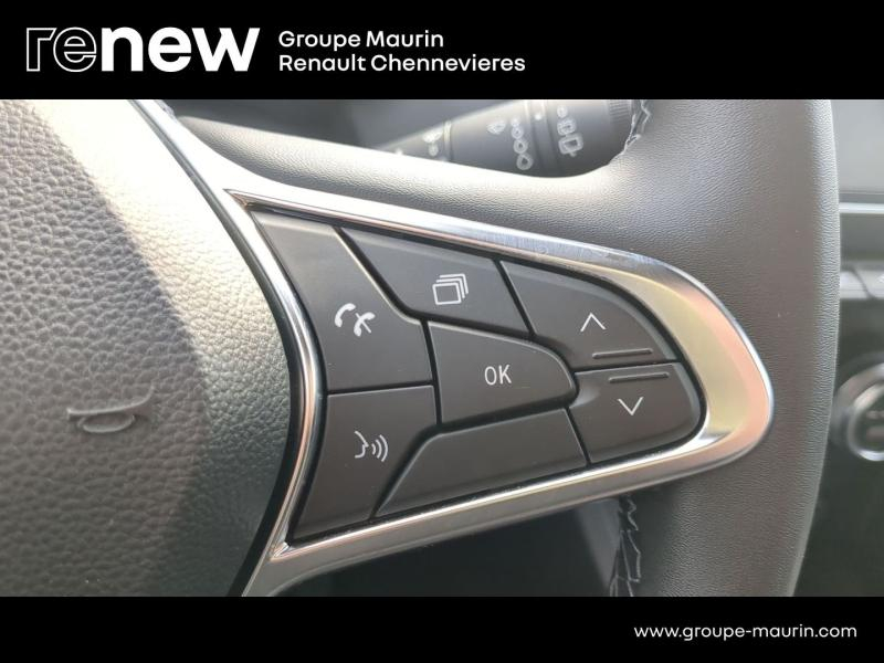 Photo 17 de l’annonce de RENAULT Captur d’occasion à vendre à CHENNEVIÈRES-SUR-MARNE