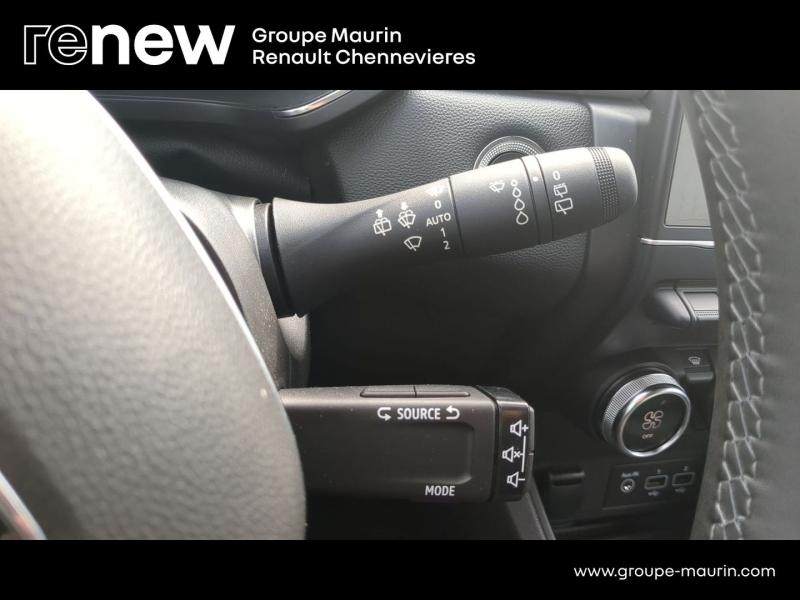 Photo 19 de l’annonce de RENAULT Captur d’occasion à vendre à CHENNEVIÈRES-SUR-MARNE