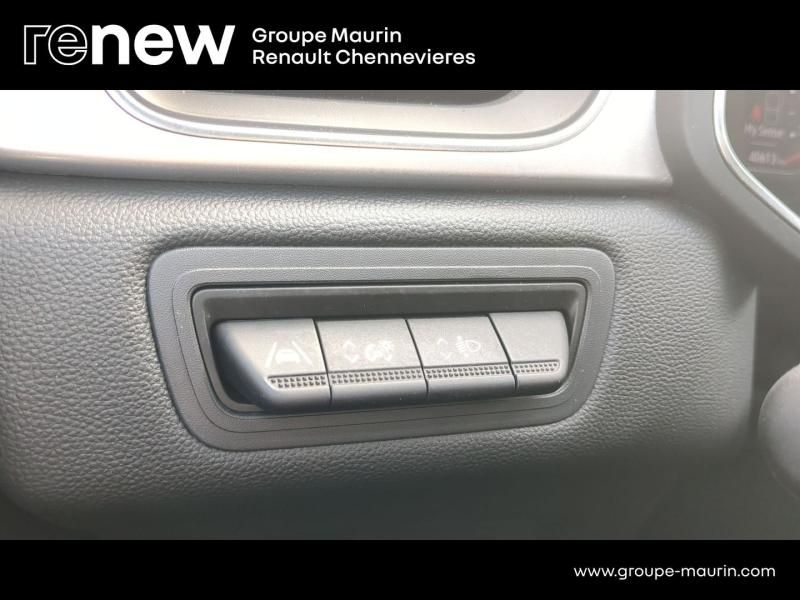 Photo 20 de l’annonce de RENAULT Captur d’occasion à vendre à CHENNEVIÈRES-SUR-MARNE