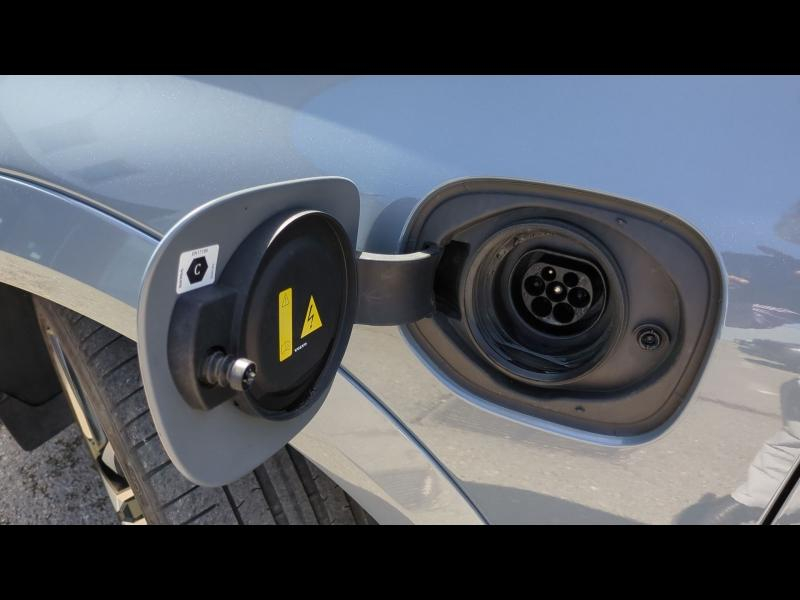 Photo 17 de l’annonce de VOLVO XC60 d’occasion à vendre à AIX-EN-PROVENCE