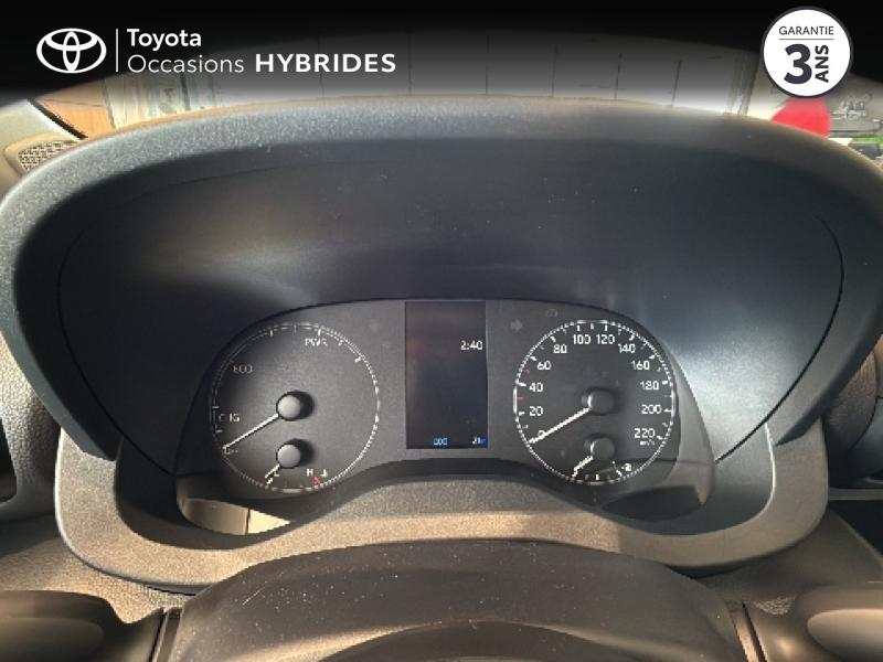 Photo 14 de l’annonce de TOYOTA Yaris d’occasion à vendre à NÎMES