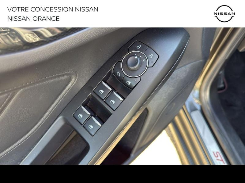 Photo 14 de l’annonce de FORD Focus d’occasion à vendre à BOLLÈNE