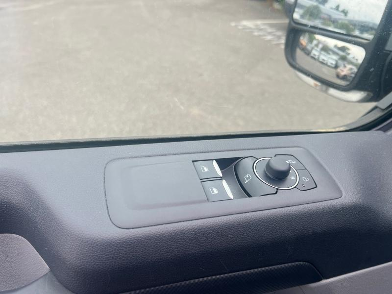 Photo 17 de l’annonce de FORD Transit Custom Fg VUL d’occasion à vendre à TOULON