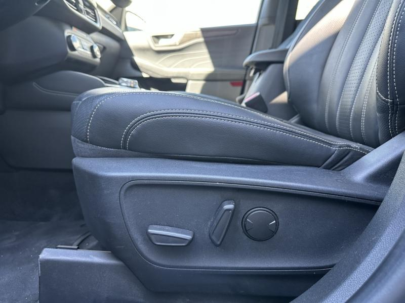 Photo 12 de l’annonce de FORD Kuga d’occasion à vendre à NARBONNE