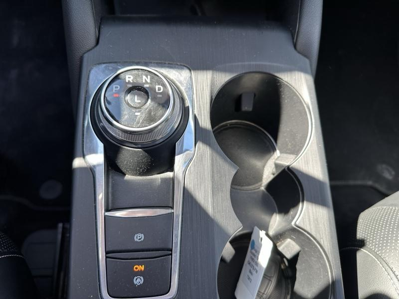 Photo 16 de l’annonce de FORD Kuga d’occasion à vendre à NARBONNE