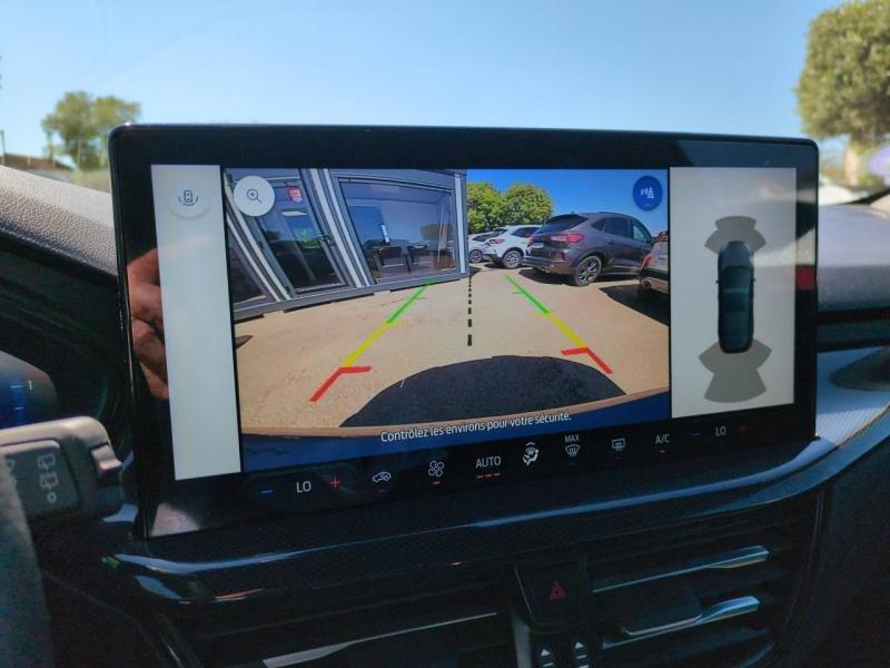 Photo 7 de l’annonce de FORD Focus d’occasion à vendre à NÎMES