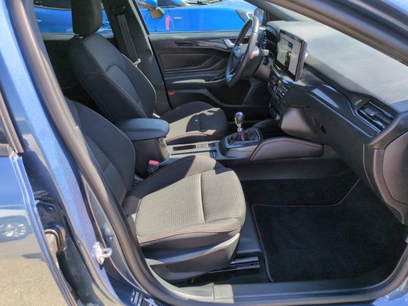 Photo 17 de l’annonce de FORD Focus d’occasion à vendre à NÎMES