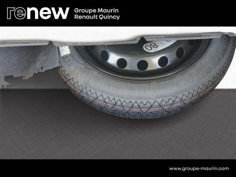 Photo 8 de l’annonce de RENAULT  d’occasion à vendre à QUINCY-SOUS-SÉNART