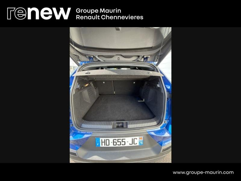 Photo 15 de l’annonce de RENAULT  d’occasion à vendre à CHENNEVIÈRES-SUR-MARNE