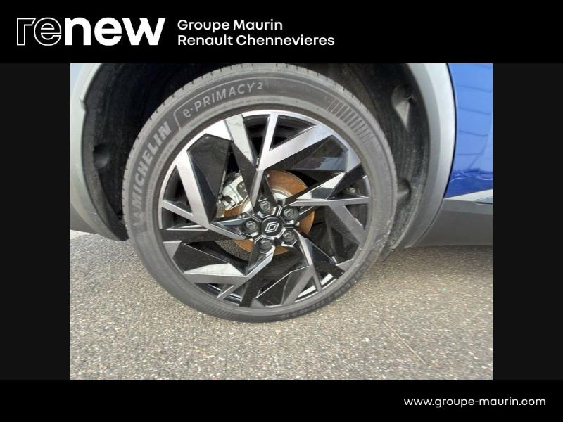 Photo 19 de l’annonce de RENAULT  d’occasion à vendre à CHENNEVIÈRES-SUR-MARNE