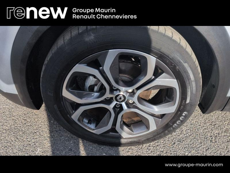 Photo 9 de l’annonce de RENAULT Captur d’occasion à vendre à CHENNEVIÈRES-SUR-MARNE