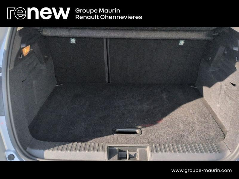 Photo 13 de l’annonce de RENAULT Captur d’occasion à vendre à CHENNEVIÈRES-SUR-MARNE