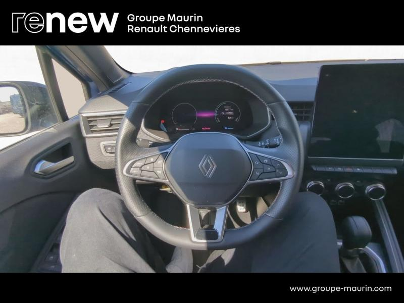 Photo 14 de l’annonce de RENAULT Clio d’occasion à vendre à CHENNEVIÈRES-SUR-MARNE