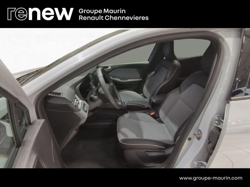 Photo 9 de l’annonce de RENAULT Clio d’occasion à vendre à CHENNEVIÈRES-SUR-MARNE