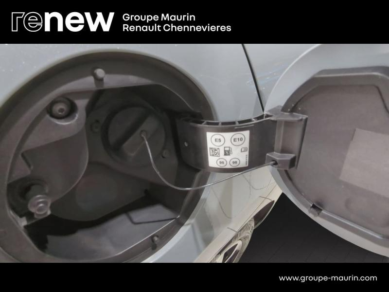 Photo 19 de l’annonce de RENAULT Clio d’occasion à vendre à CHENNEVIÈRES-SUR-MARNE