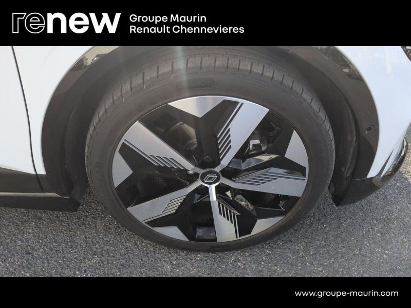 Photo 12 de l’annonce de RENAULT Megane d’occasion à vendre à CHENNEVIÈRES-SUR-MARNE