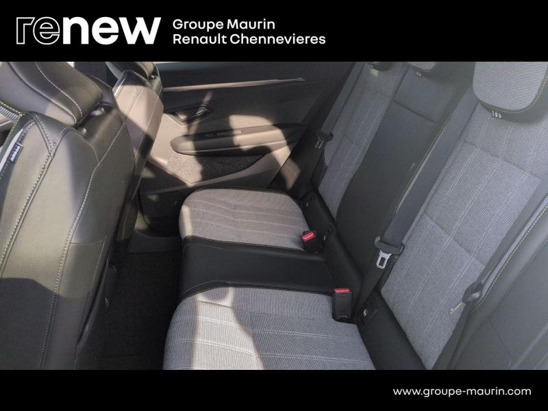 Photo 15 de l’annonce de RENAULT Megane d’occasion à vendre à CHENNEVIÈRES-SUR-MARNE