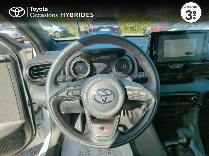Photo 9 de l’annonce de TOYOTA Yaris d’occasion à vendre à NÎMES