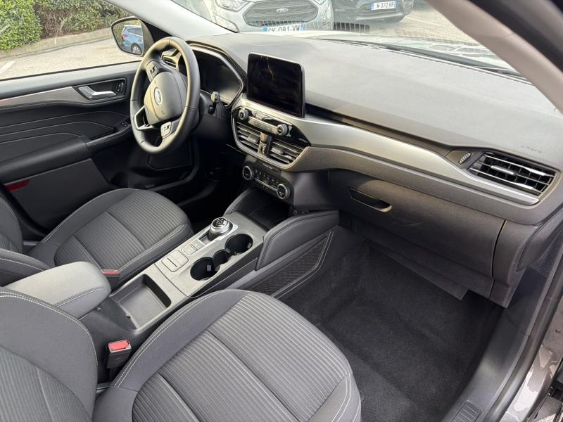 Photo 17 de l’annonce de FORD Kuga d’occasion à vendre à MANOSQUE