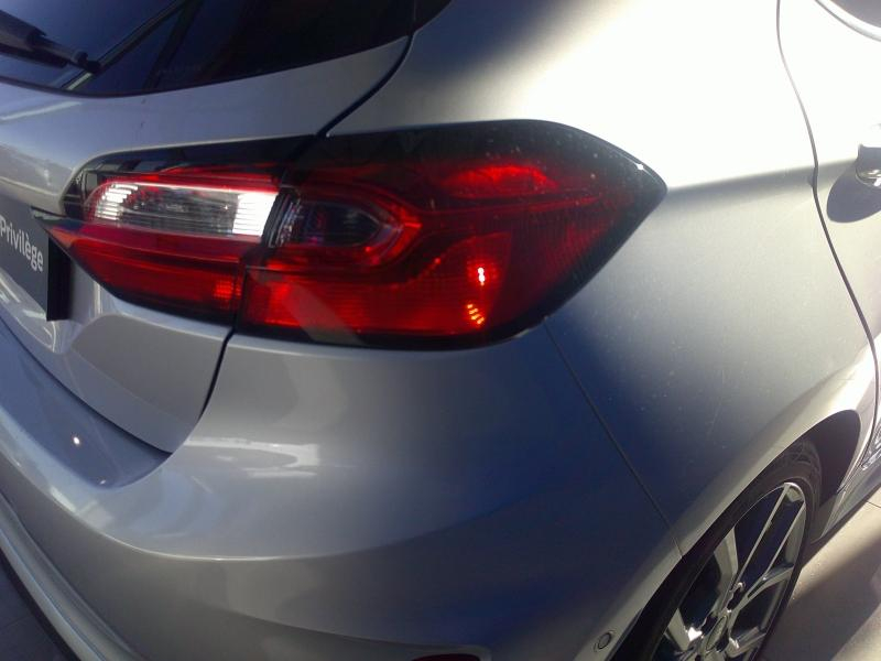 Photo 4 de l’annonce de FORD Fiesta d’occasion à vendre à PERPIGNAN