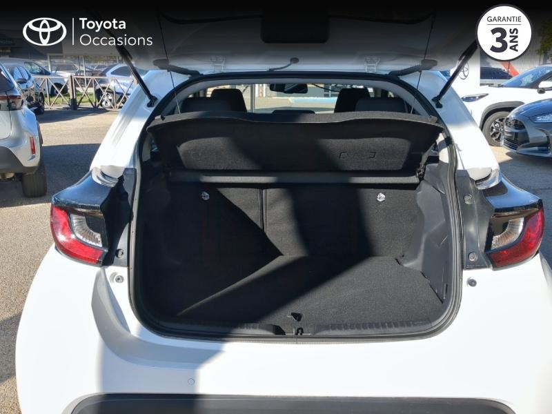 Photo 10 de l’annonce de TOYOTA Yaris d’occasion à vendre à ARLES
