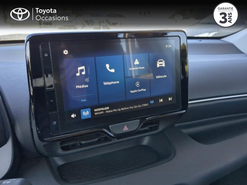 Photo 15 de l’annonce de TOYOTA Yaris d’occasion à vendre à ARLES