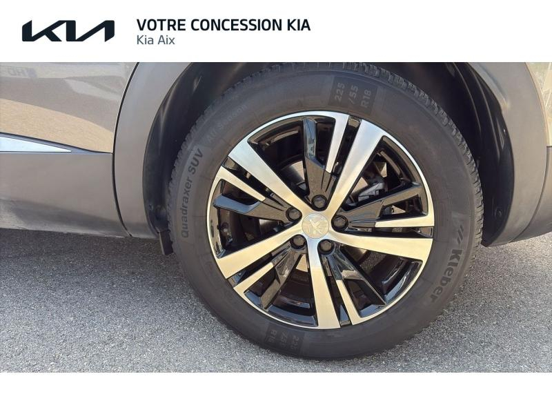 Photo 4 de l’annonce de PEUGEOT 3008 d’occasion à vendre à AIX-EN-PROVENCE