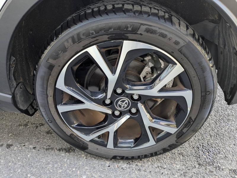 Photo 8 de l’annonce de TOYOTA C-HR d’occasion à vendre à MONTPELLIER