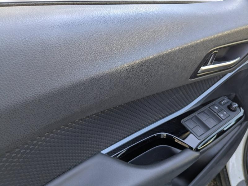 Photo 13 de l’annonce de TOYOTA C-HR d’occasion à vendre à MONTPELLIER