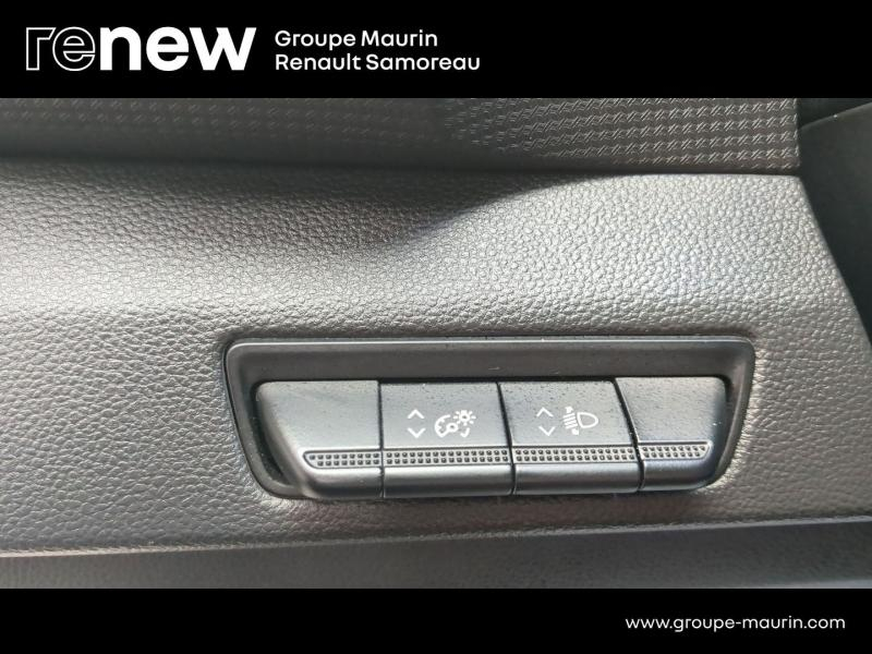 Photo 20 de l’annonce de RENAULT Trafic Combi d’occasion à vendre à SAMOREAU