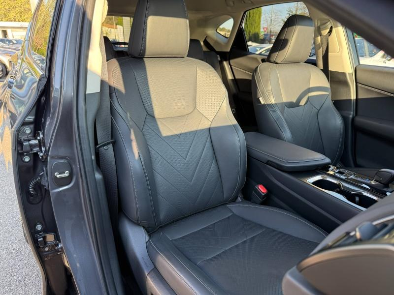 Photo 16 de l’annonce de LEXUS NX d’occasion à vendre à AUBIÈRE