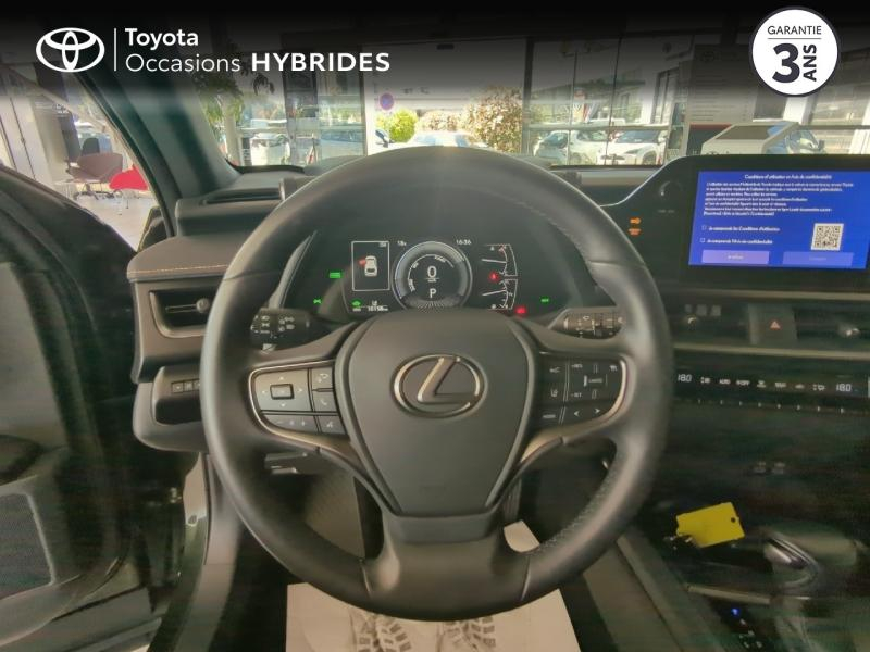 Photo 9 de l’annonce de LEXUS UX d’occasion à vendre à NÎMES