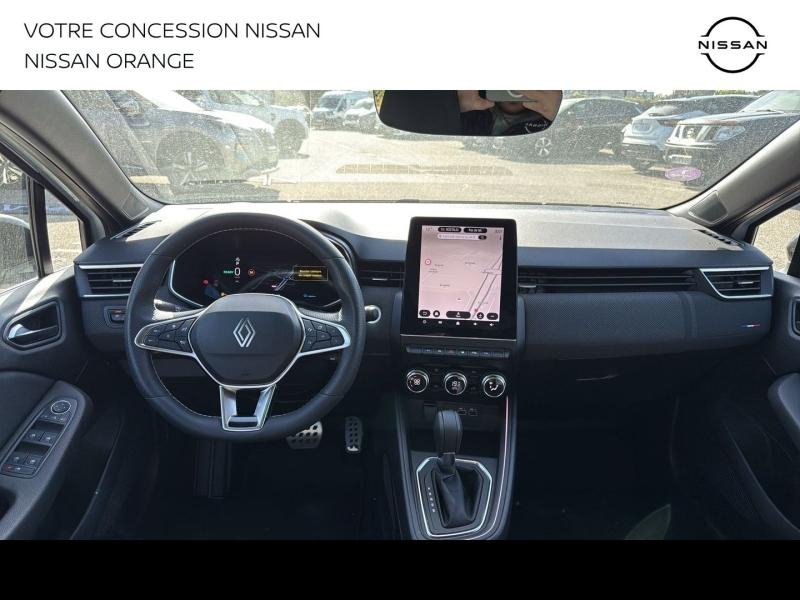 Photo 12 de l’annonce de RENAULT Clio d’occasion à vendre à BOLLÈNE