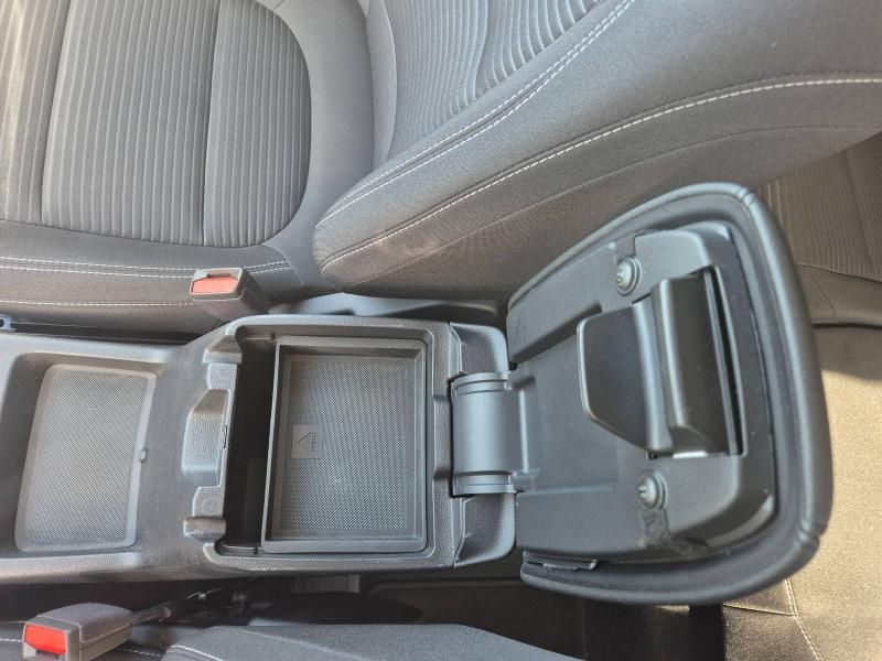 Photo 13 de l’annonce de FORD Kuga d’occasion à vendre à CARCASSONNE