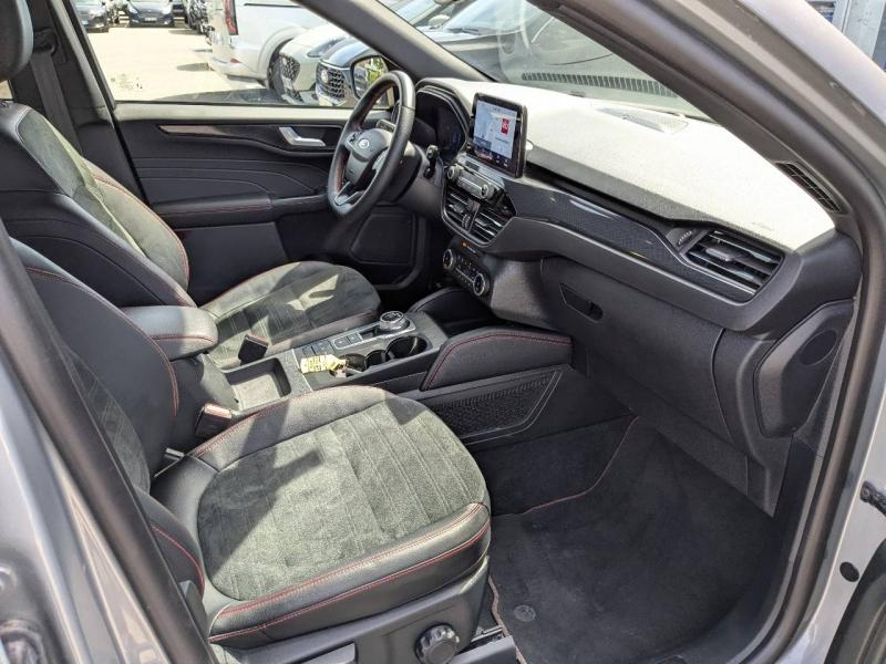 Photo 16 de l’annonce de FORD Kuga d’occasion à vendre à VITROLLES