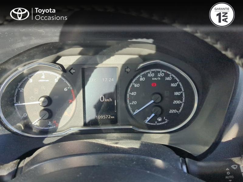 Photo 14 de l’annonce de TOYOTA Yaris d’occasion à vendre à ARLES