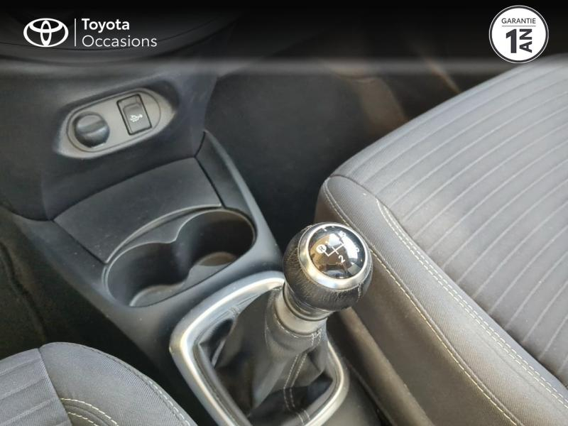 Photo 20 de l’annonce de TOYOTA Yaris d’occasion à vendre à ARLES