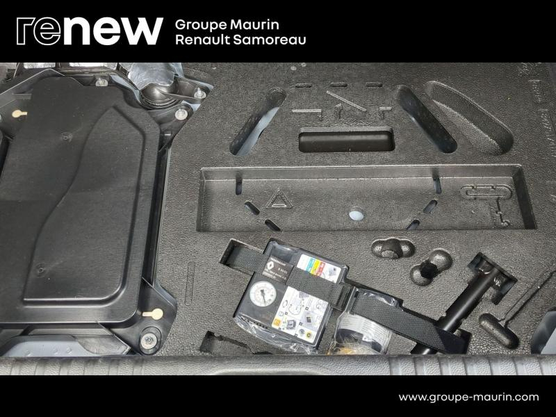 Photo 10 de l’annonce de RENAULT Clio d’occasion à vendre à SAMOREAU