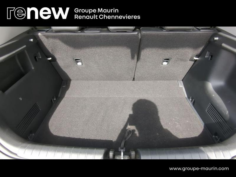 Photo 12 de l’annonce de KIA Stonic d’occasion à vendre à CHENNEVIÈRES-SUR-MARNE