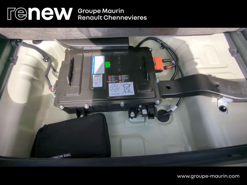 Photo 13 de l’annonce de KIA Stonic d’occasion à vendre à CHENNEVIÈRES-SUR-MARNE