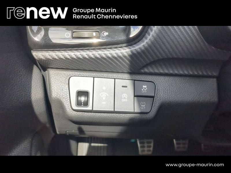 Photo 20 de l’annonce de KIA Stonic d’occasion à vendre à CHENNEVIÈRES-SUR-MARNE